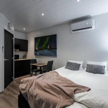 Ak - Modern With Jacuzzi Villa
